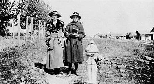 Edna Schurch and Juanita