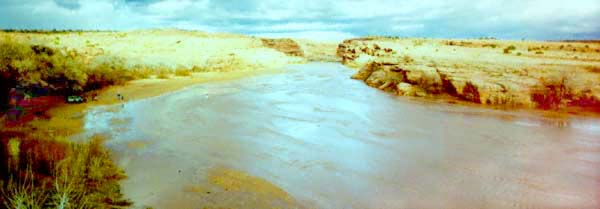 Mouth of Canyon de Chelly